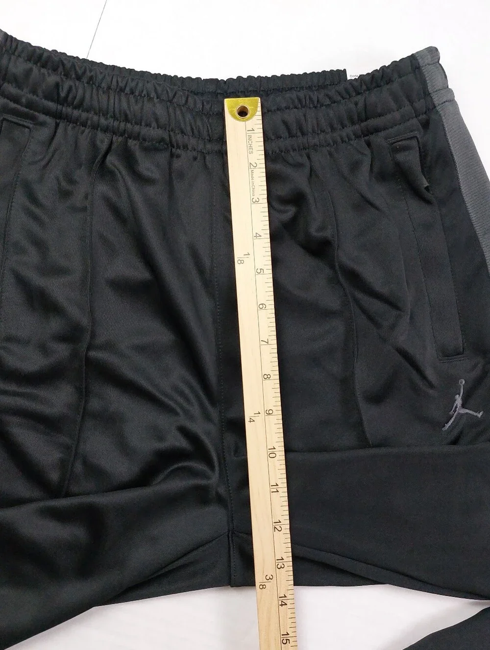 Jordan Essentials Tracksuit Pants Mens Medium Black Standard HF9341-010 NWT $65